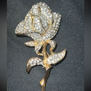 Vintage Rhinestone Gold Tone Rose Flower Brooch